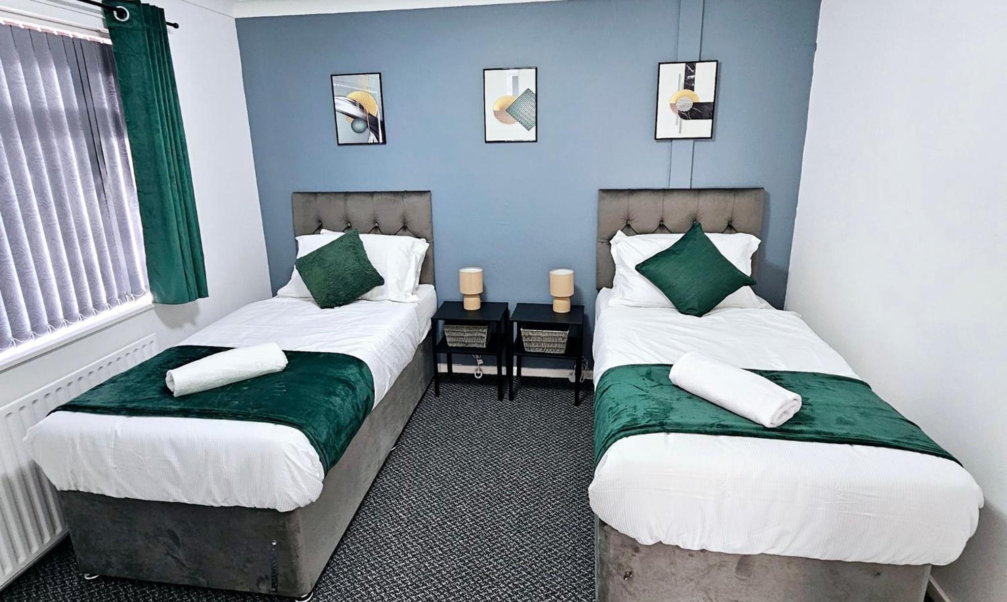Lushstay Telford - Families, Contractors & Group Of Friends, Long Term Stay Zewnętrze zdjęcie